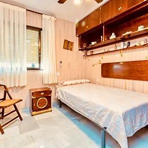 https://la-carihuela-lux-apartment.1costadelsol.com